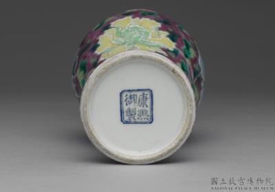 图片[3]-Vase with peony decoration in falangcai enamels, Qing dynasty, Kangxi reign (1622-1722)-China Archive